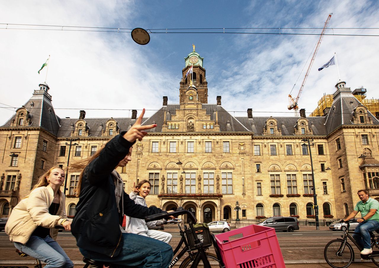 Betrokken Rotterdammers vragen aan de nieuwe burgemeester: heb oog voor mensen, minder voor instanties 