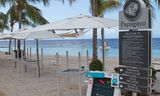 Toerisme is de kurk waar de economie van Curaçao op drijft. Door de uitbraak van het Covid-19-virus zijn de stranden leeg en is de sector stilgevallen.