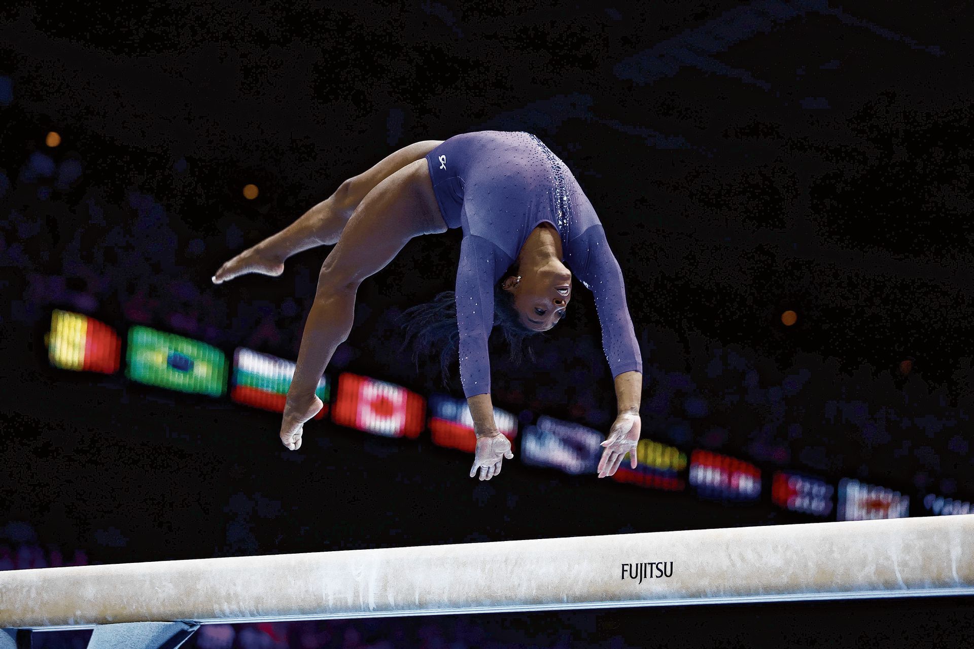 Vier keer goud bij de WK, maar ook Simone Biles ‘is niet perfect’ - NRC