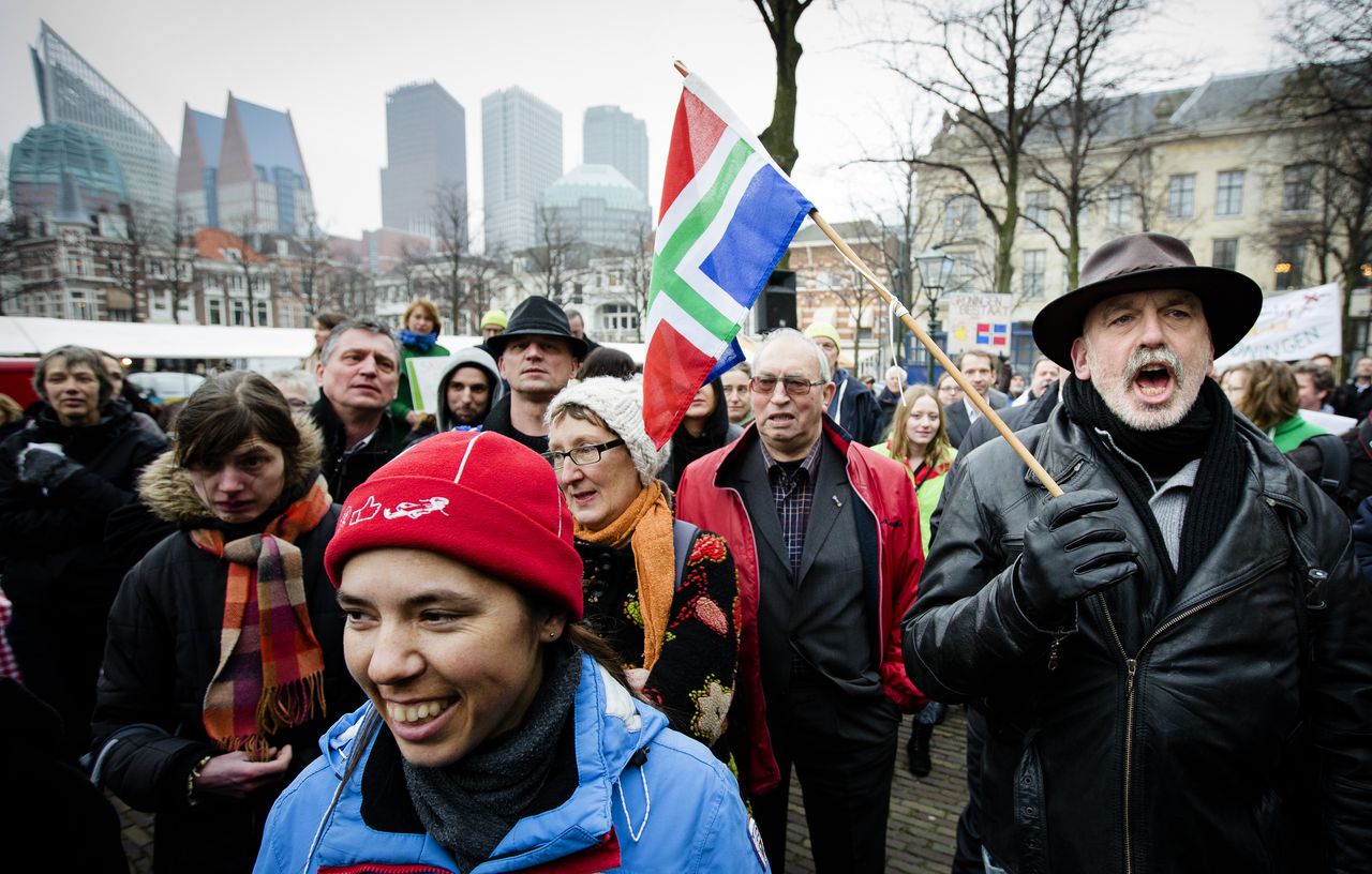 Vorige week protesteerden tientallen mensen op het Plein in Den Haag tegen de gaswinning in Groningen.