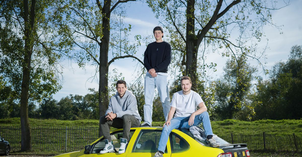 Bender (16) filmt bij elk protest: ‘Pietje Bell sla je niet in elkaar’