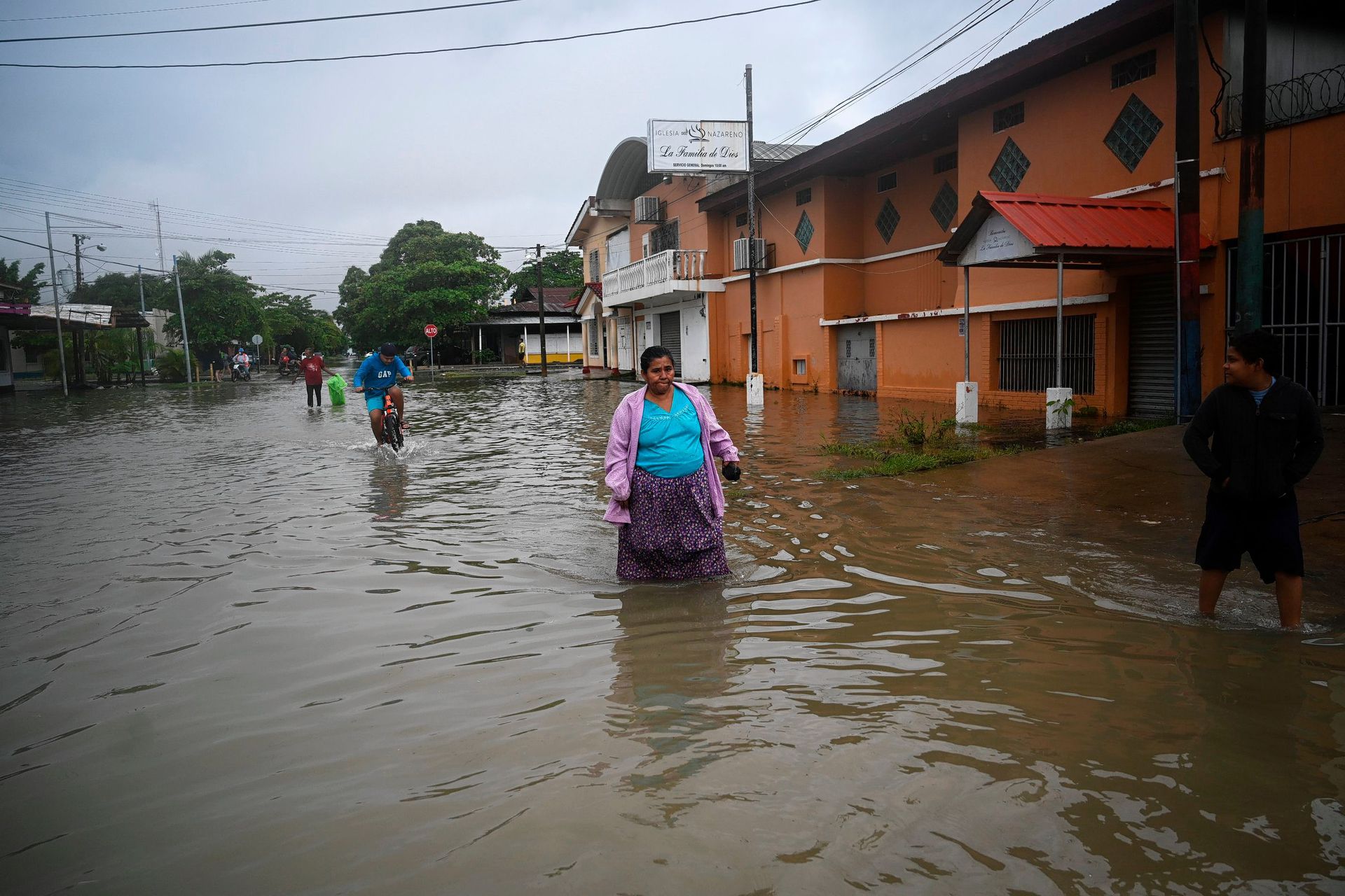 150 doden en vermisten in Guatemala door tropische storm Eta NRC