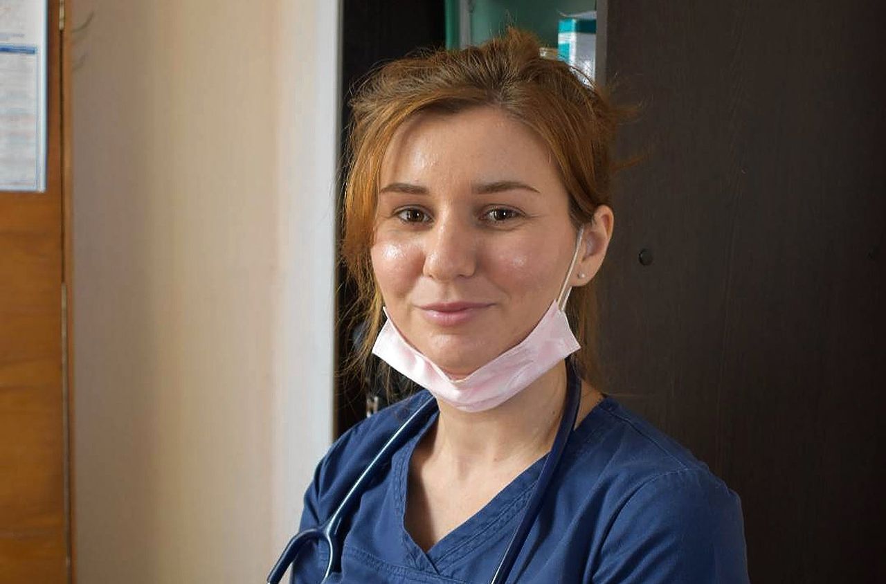 Anesthesist Tatjana Revva luidde de noodklok over tekorten bij het streekziekenhuis waar ze werkt.