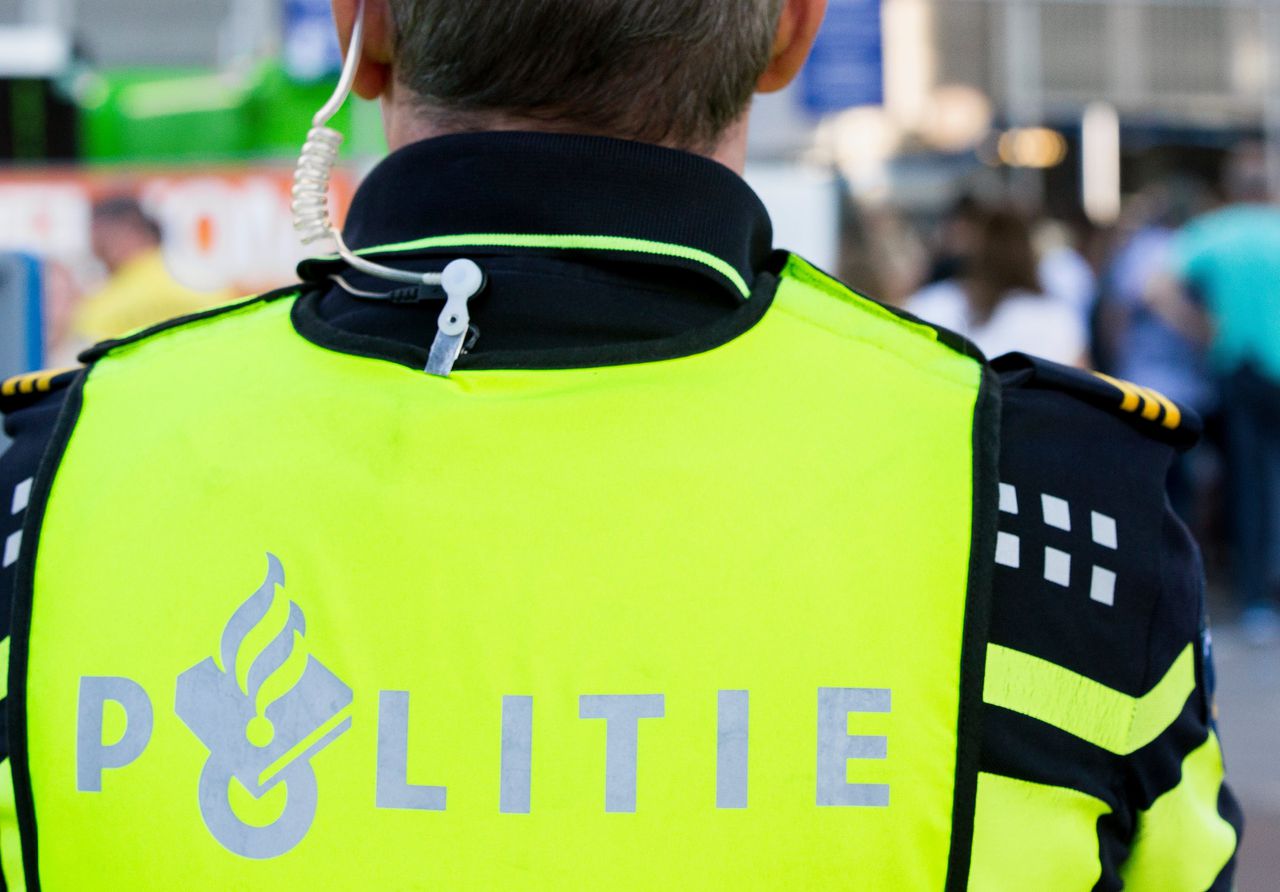 Politie schiet verdachte neer bij grote vechtpartij Laren 