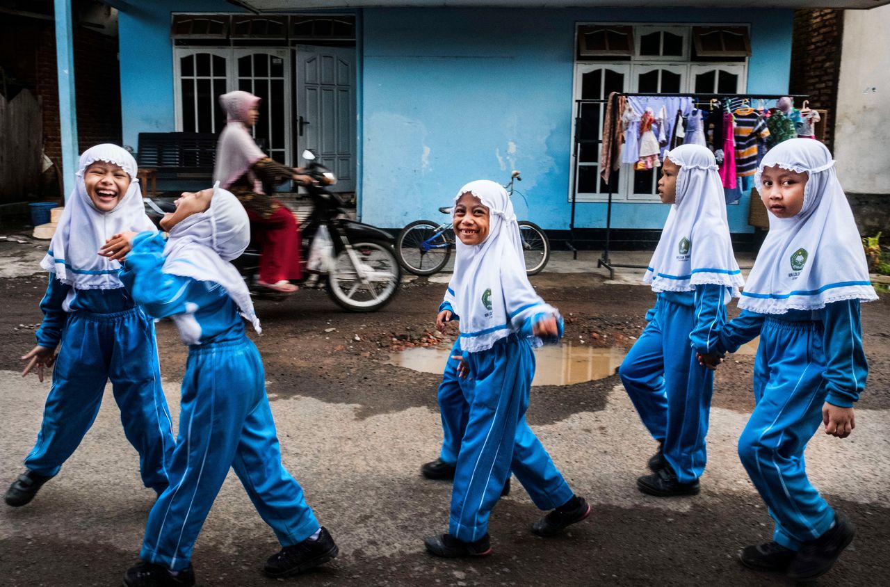 Islam in Indonesië: even een hoofddoek op voor de foto 