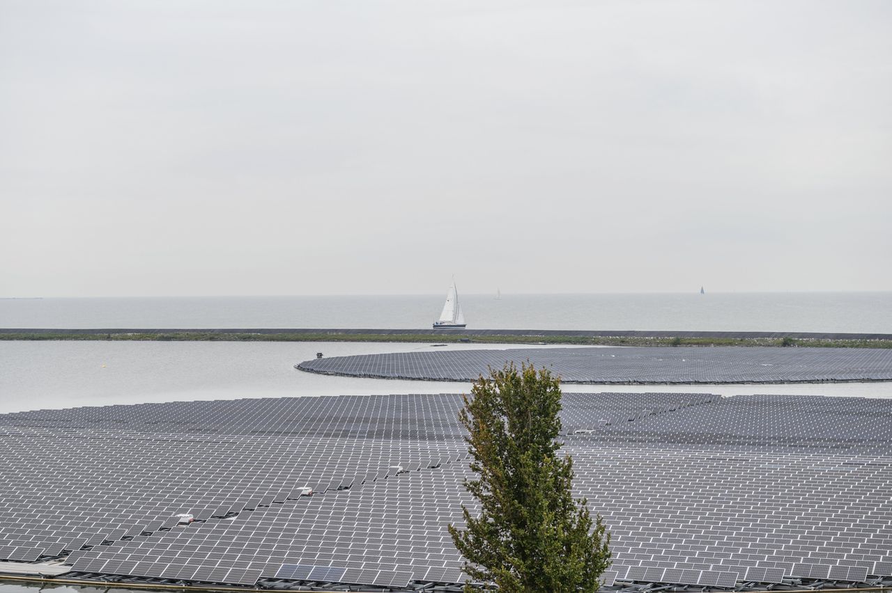 Waterbedrijf PWN wil zijn reservoirs bij het IJsselmeer uitbreiden.