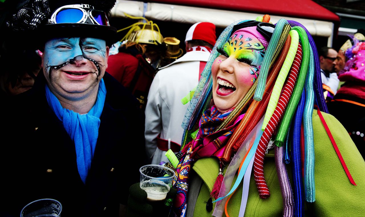 Nog nauwelijks problemen op eerste dag carnaval - NRC