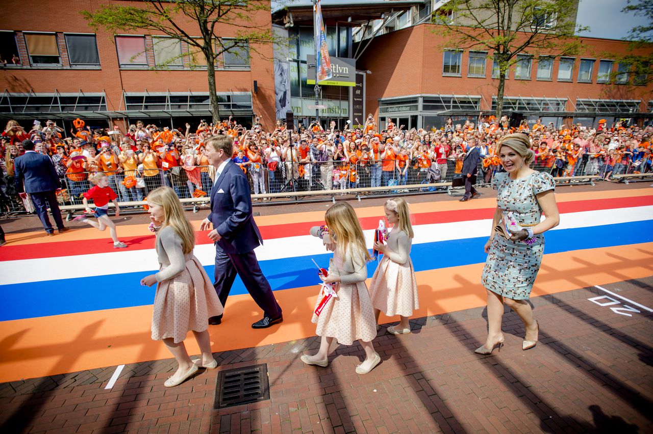 ‘Koning loopt niet meer rond op Koningsdag’ NRC