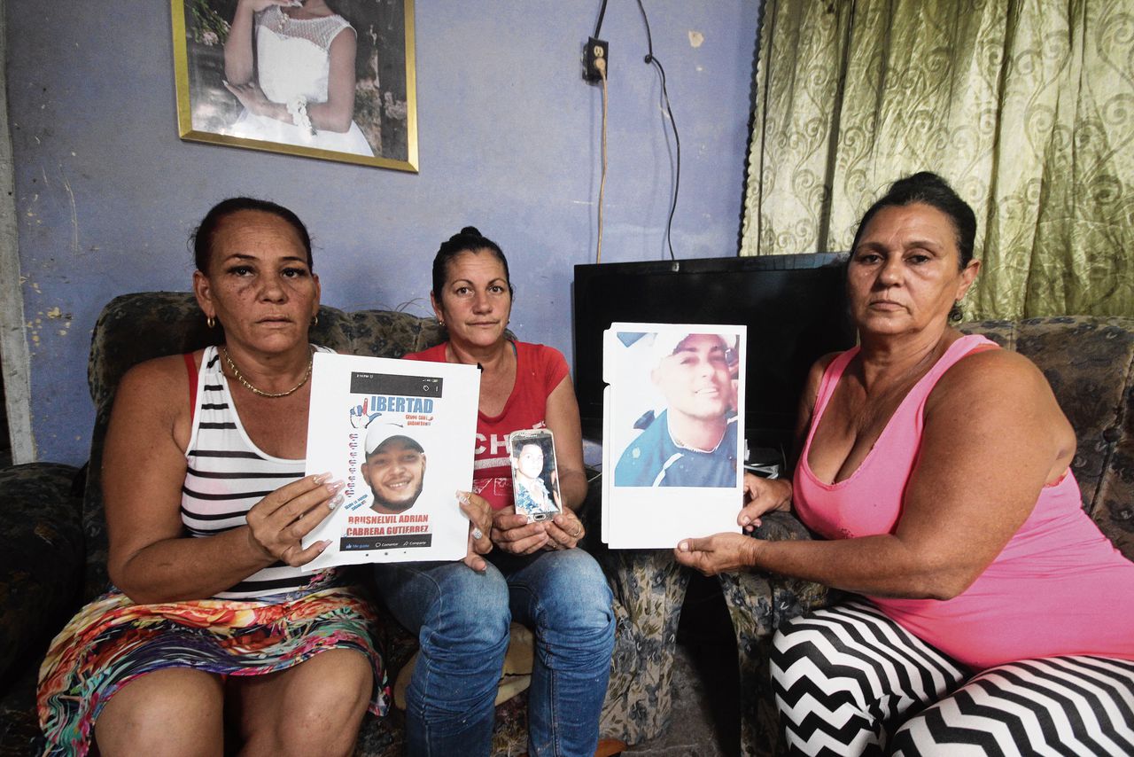 Jonge Cubaan kan kiezen: betogen en de cel in, vluchten – of zwijgen 