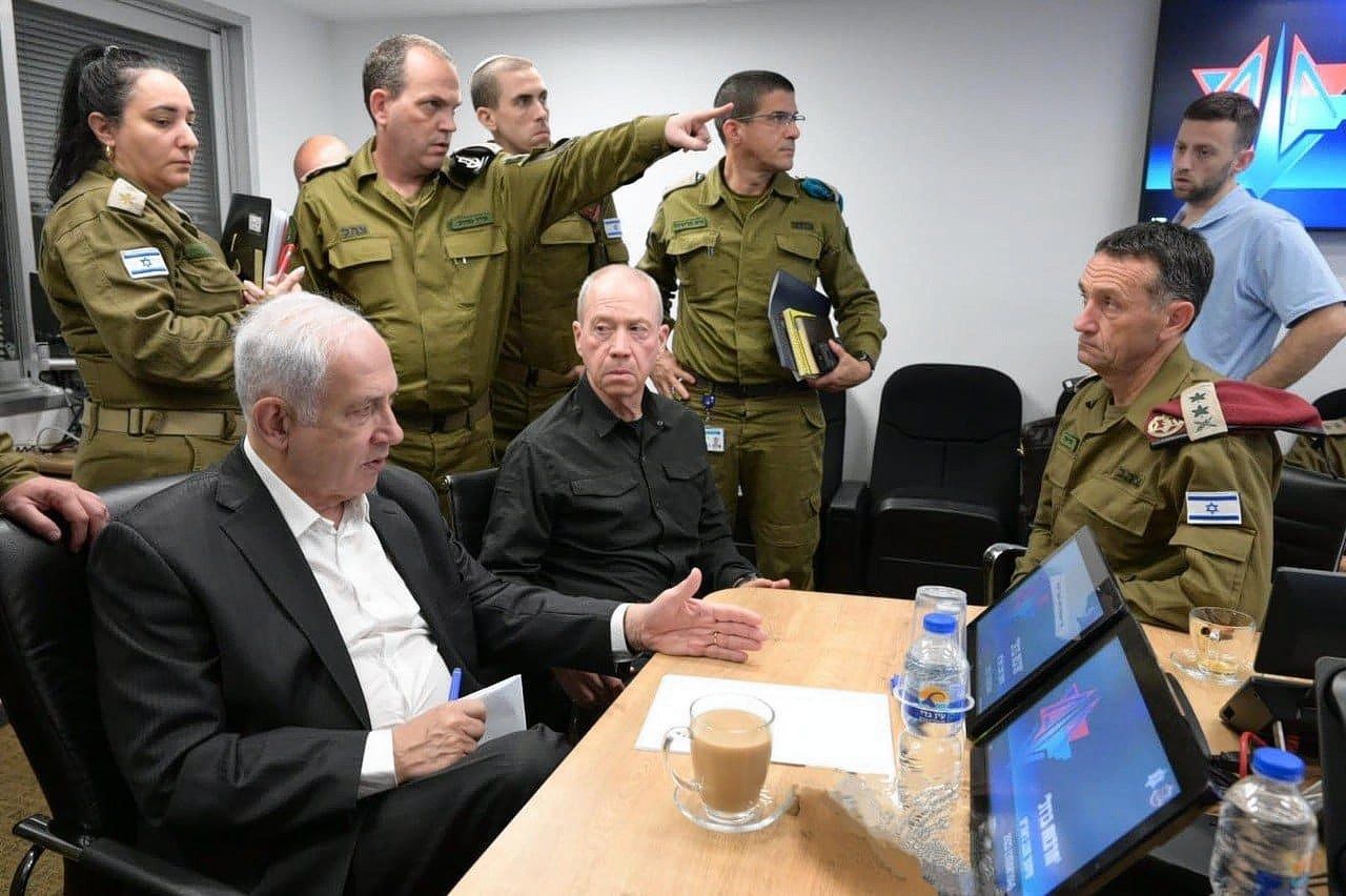 Netanyahu dreigt de geschiedenis in te gaan als de man die Israëls veiligheid verkwanselde 