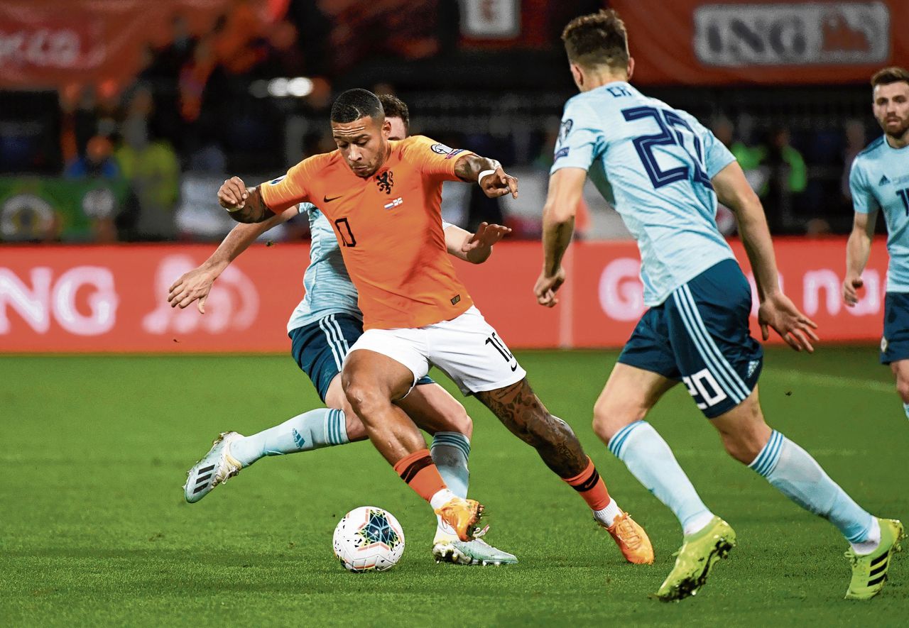 Oranje Knokt Zich Langs Noord Ieren Nrc