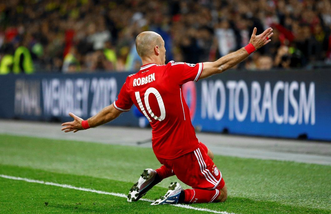 Robben kan zijn geluk niet op nadat hij voor Bayern München de beslissende treffer in de Champions League-finale heeft gescoord.