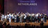 De winnaars op het podium tijdens de uitreiking van de Michelinsterren.