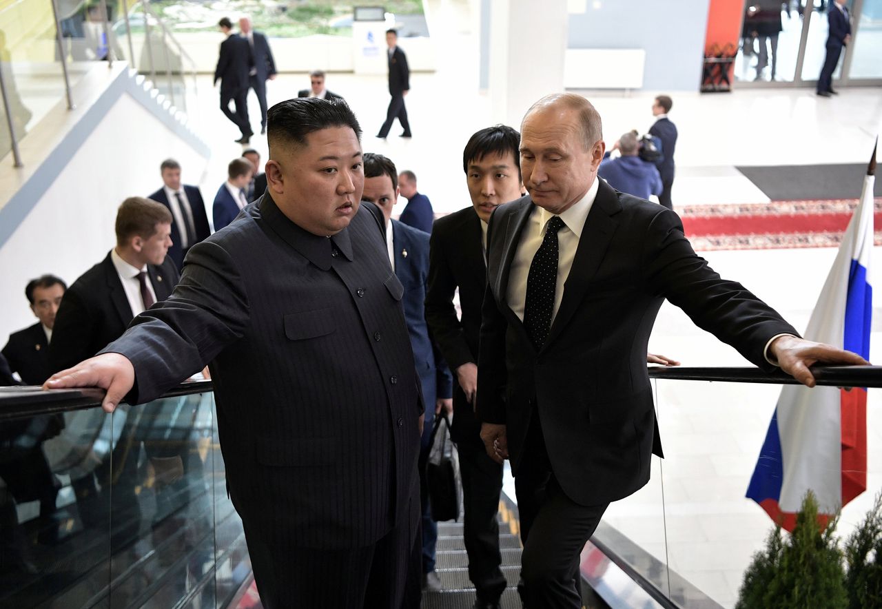 De Noord-Koreaanse leider Kim Jong-un op bezoek bij de Russische president Vladimir Poetin in Vladivostok.