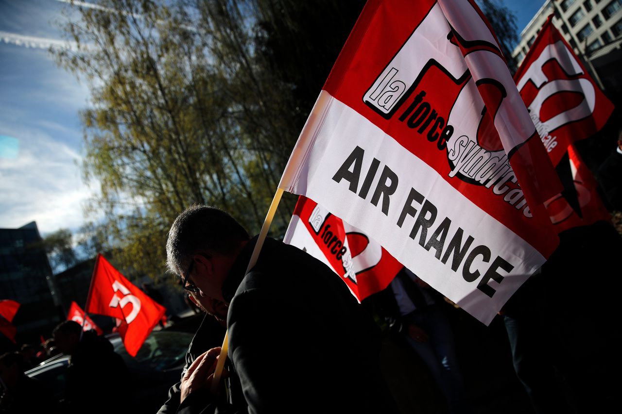 Franse regering dringt aan op gesprekken bij Air France 