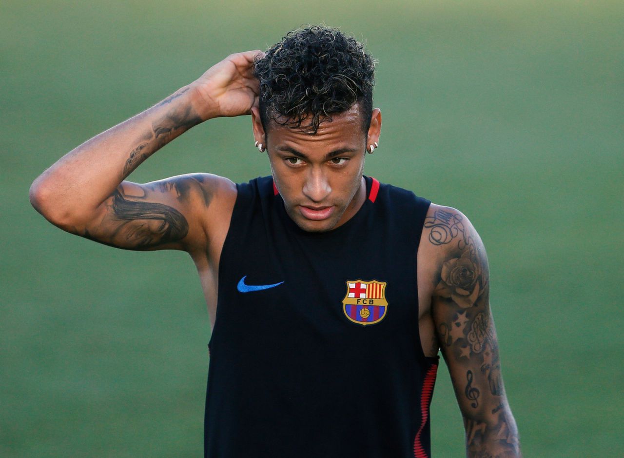 Neymar werd in 2013 voor een miljoenenbedrag van Santos overgenomen door FC Barcelona.