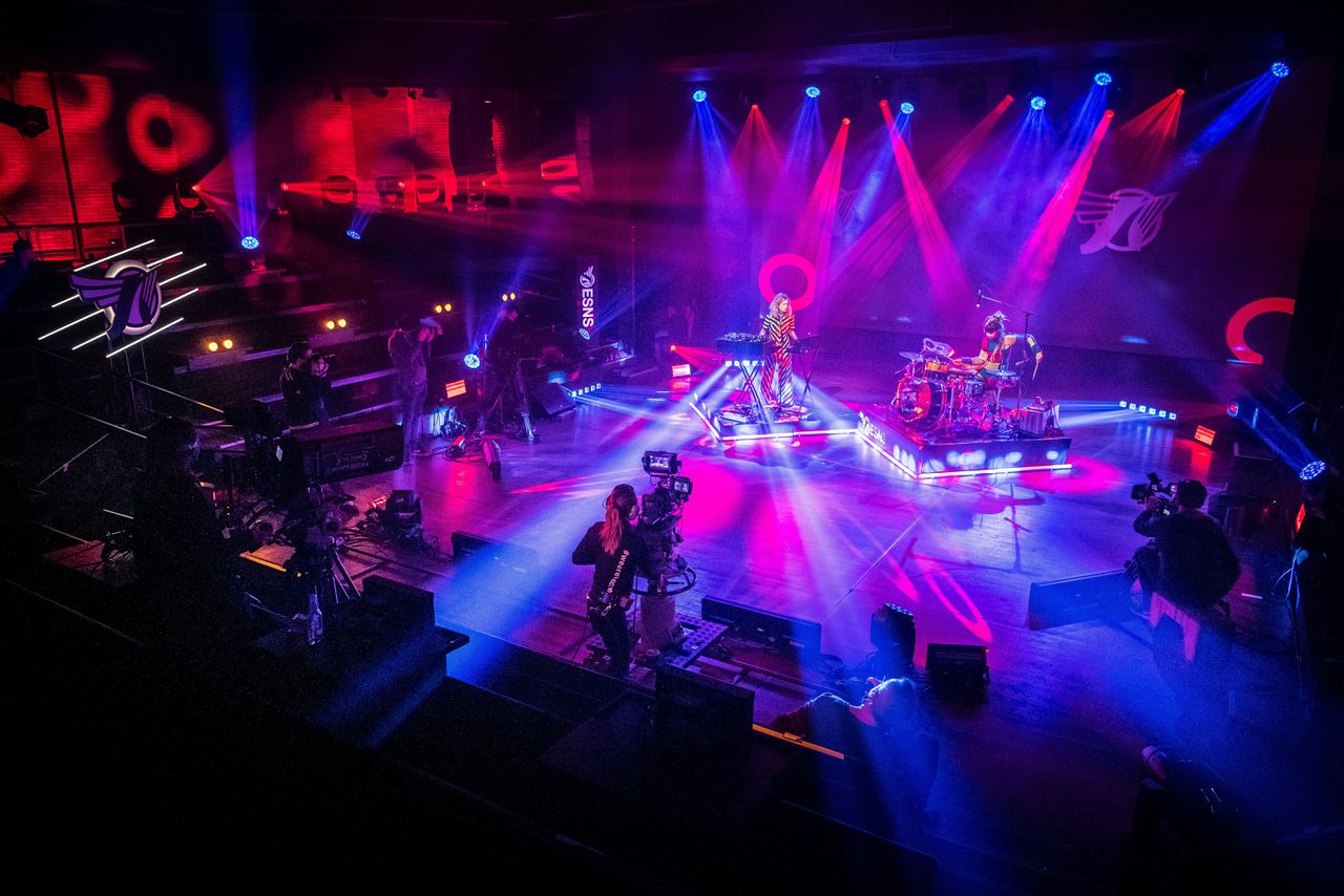 De band Spill Gold tijdens opnames van een concert op Eurosonic Noorderslag. Het Groningse festival vindt ook komend jaar volledig online plaats.