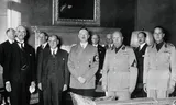 The British Prime Minister Neville Chamberlain, French Prime Minister Edouard Daladier, German Chancellor Adolf Hitler, Italian Prime Minister Benito Mussolini and the Italian Foreign Minister, Count Galazzo Ciano (from left to right) meet in München, in October 1938. 