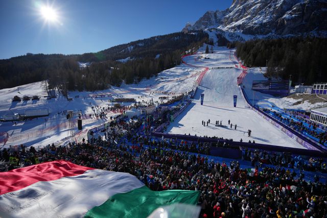 De huldiging van Federica Brignone, die goud won op de reuzenslalom.