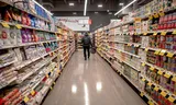 Een supermarkt in Montreal. Meer Canadese consumenten boycotten Amerikaanse producten.  