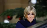 Brigitte Macron maandag tijdens een diner in het Elysée. 