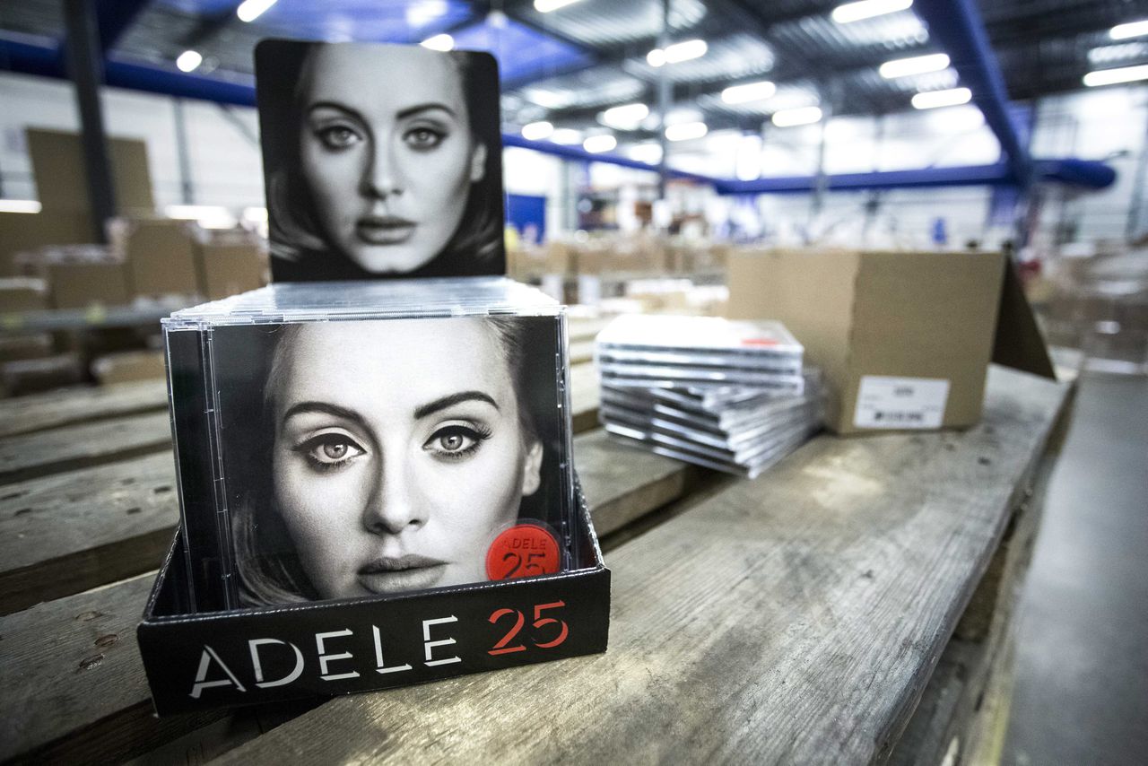 Vier jaar na haar succesvolle plaat 21 komt de Britse zangeres Adele met haar nieuwe album.