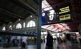  ‘Nu met Europa breken? Nee!’ staat er naast een afbeelding van de Amerikaanse president Donald Trump, met op de achtergrond ook de Russische president Vladimir Poetin en de Chinese president Xi Jinping.