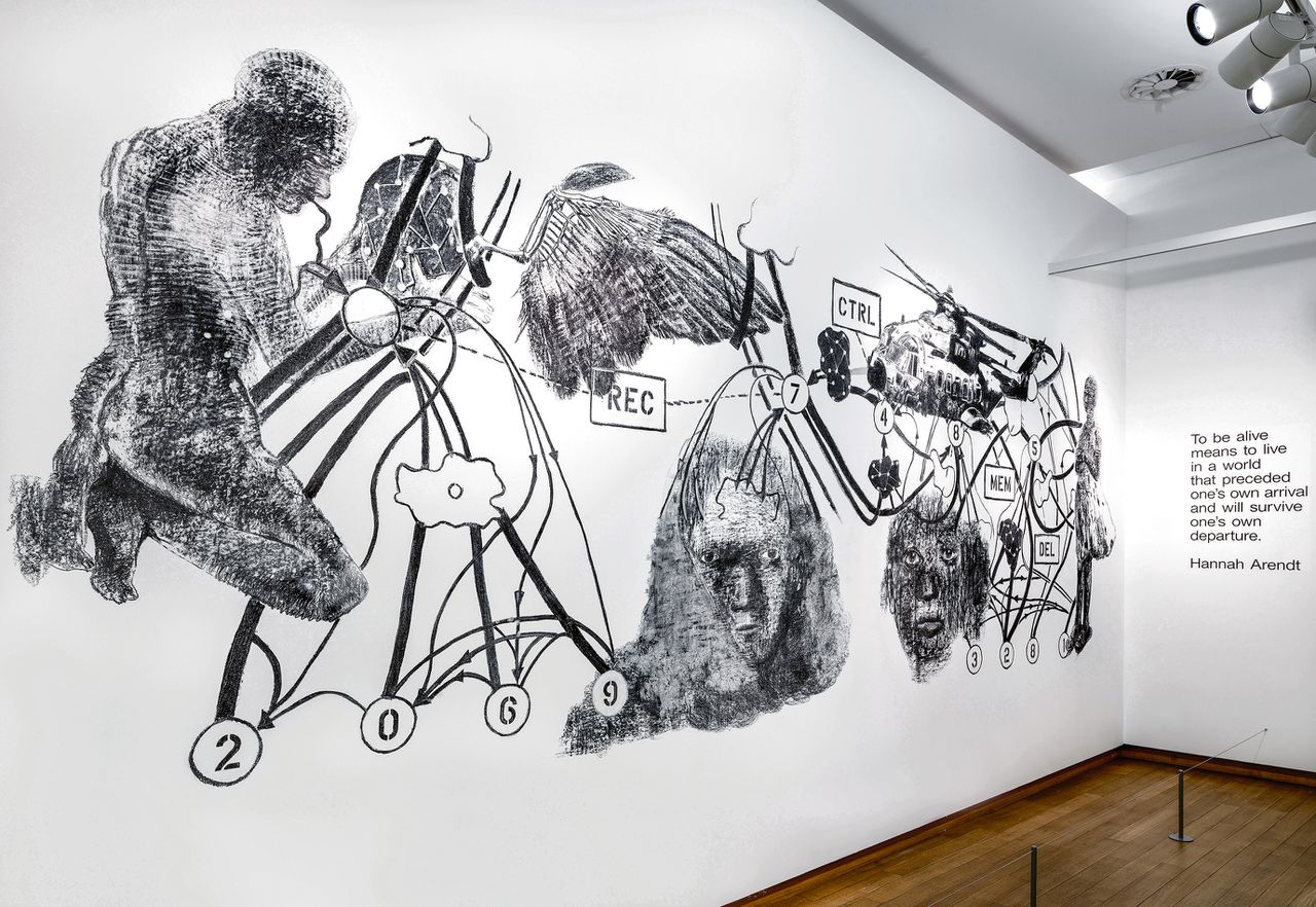 City of Desires, de muurtekening van Nalini Malani zal op de laatste dag van de tentoonstelling uitgewist worden.
