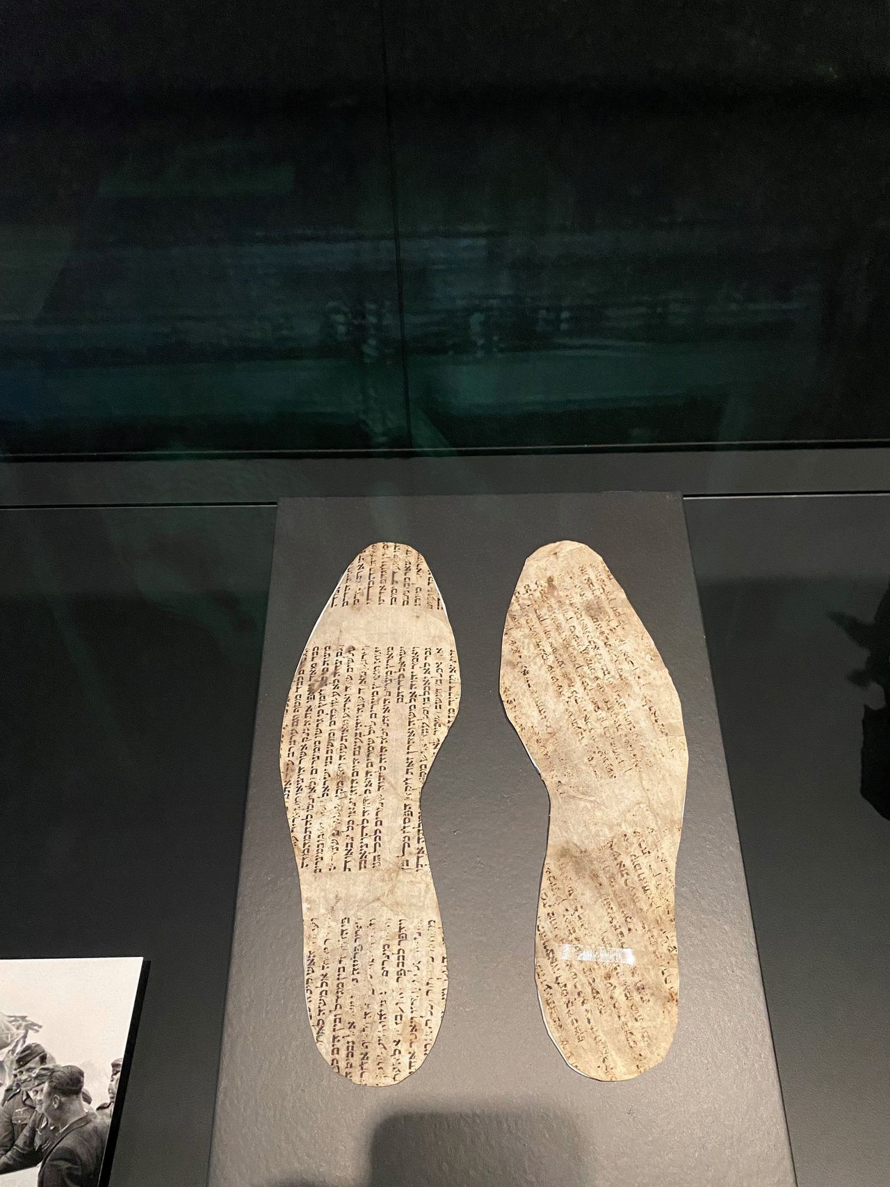 Leo Isaac Lessmann overleefde de Holocaust, maar zijn verzameling van ...