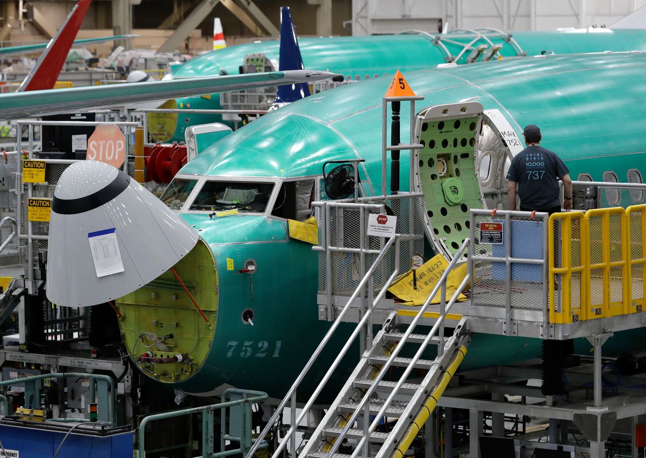 Productie van een Boeing 737 MAX, het vliegtuig dat sinds maart vorig jaar aan de grond wordt gehouden.