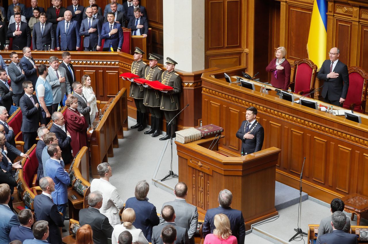 Maandag werd Zelensky in Kiev geïnaugureerd tot president.