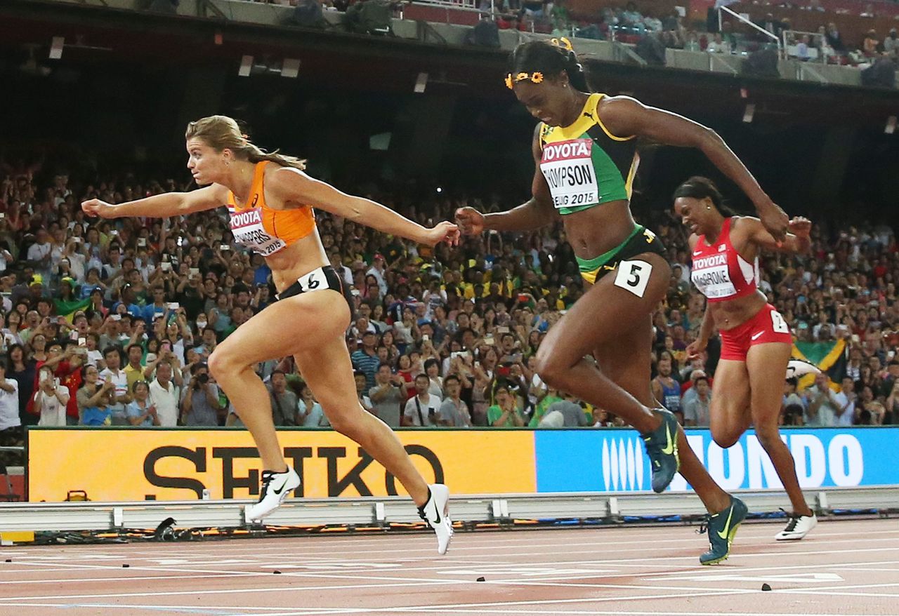 Dafne Schippers in actie tijdens haar 'gouden' 200 meter.