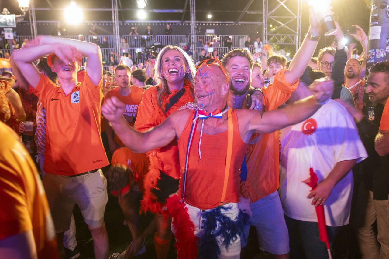 KNVB verwacht minimaal 75.000 Oranjefans in Dortmund voor halve finale tegen Engelsen 