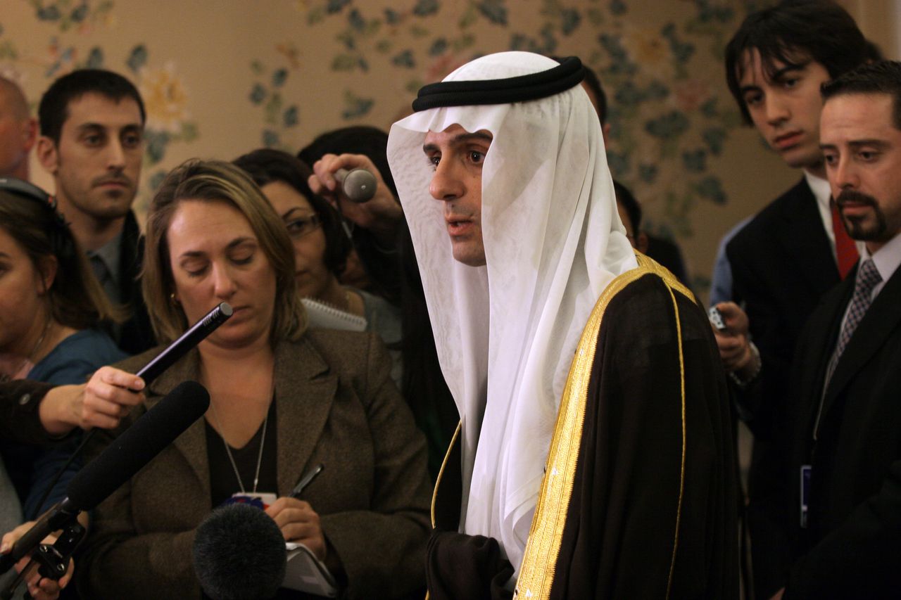 De Saudische ambassadeur in de VS, Adel al-Jubeir, in november 2007. Amerikaanse veiligheidsdiensten hebben een plan van twee Iraniërs om hem te vermoorden onderschept.