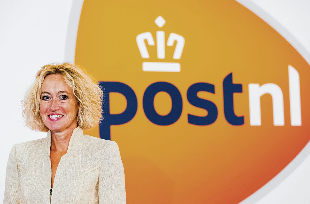 Bestuursvoorzitter Herna Verhagen vindt dat de „relevantie” van PostNL blijft.