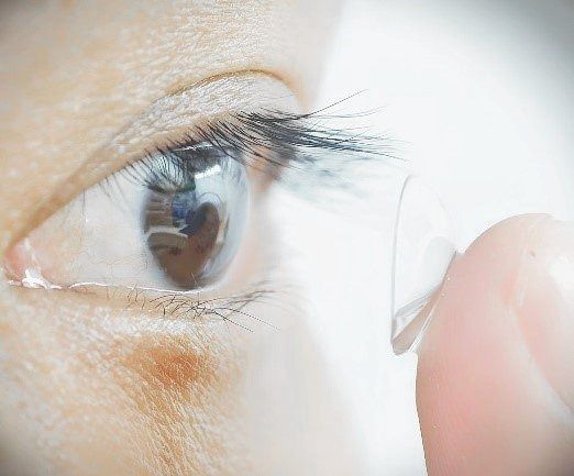 Invisible Infrared Light: Chinese Contact Lens Breakthrough