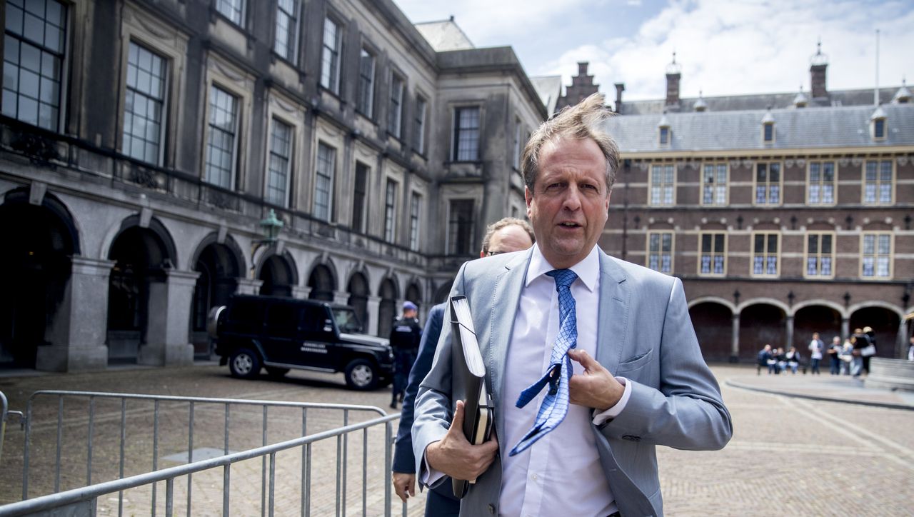 De buikpijn  van Pechtold 