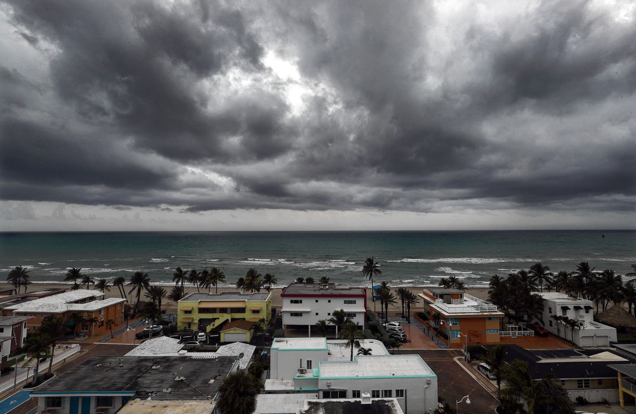 Klimaatverandering in Florida: de oceaan hapt zo het zwembad uit je tuin 