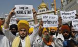 Bij een herdenking in 2013 van de aanval op Gouden Tempel in Amritsar pleiten separatistsiche sikh voor een onafhankelijk Khalistan.