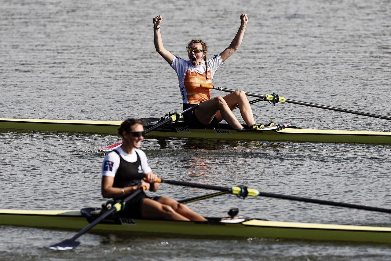 Karolien Florijn wint uniek goud in de skiff 