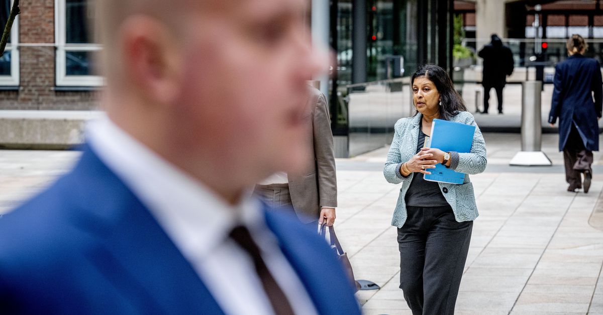 Plots veegt de nieuwe minister plan voor arbeidsmigranten van tafel. Voorganger Van Hijum insinueert invloed lobby