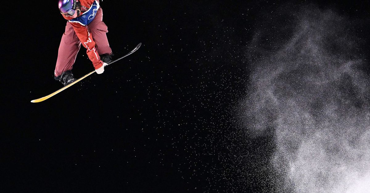 Corks, spins en grabs: het woordenboek van big air-snowboarden