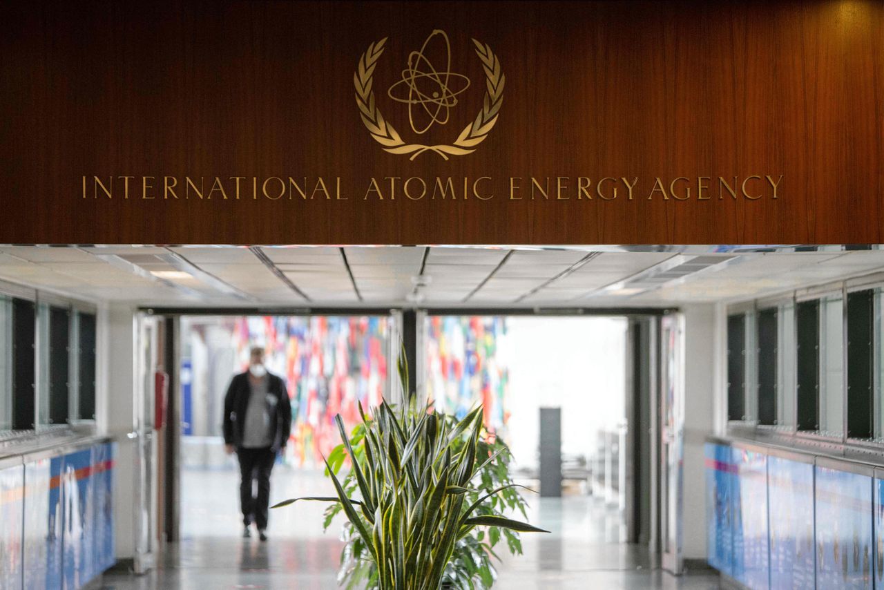 De ingang van het Internationaal Atoomenergieagentschap (IAEA) in Wenen.