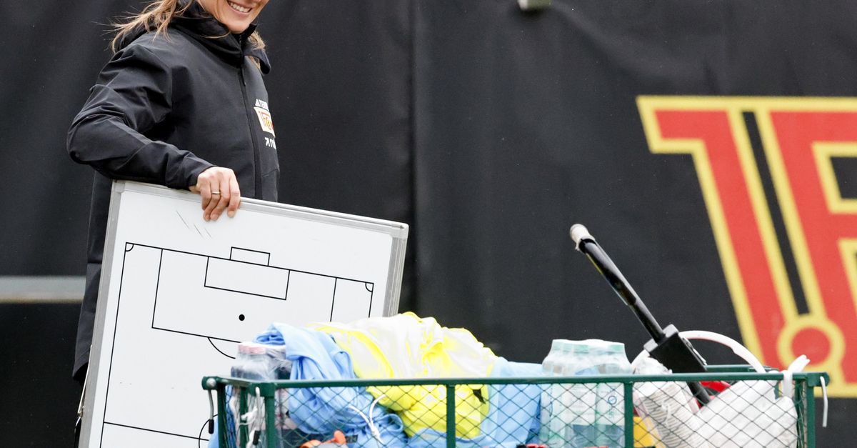 Marie-Louise Eta: voetballerares en nu ook Fussballgöttin