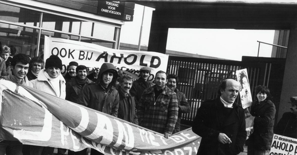 ‘Inzet van arbeidsmigranten is een structureel onderdeel van het bedrijfsmodel van Albert Heijn’