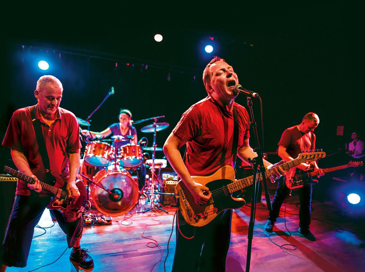 Band The Ex is al bijna een halve eeuw tegendraads - NRC