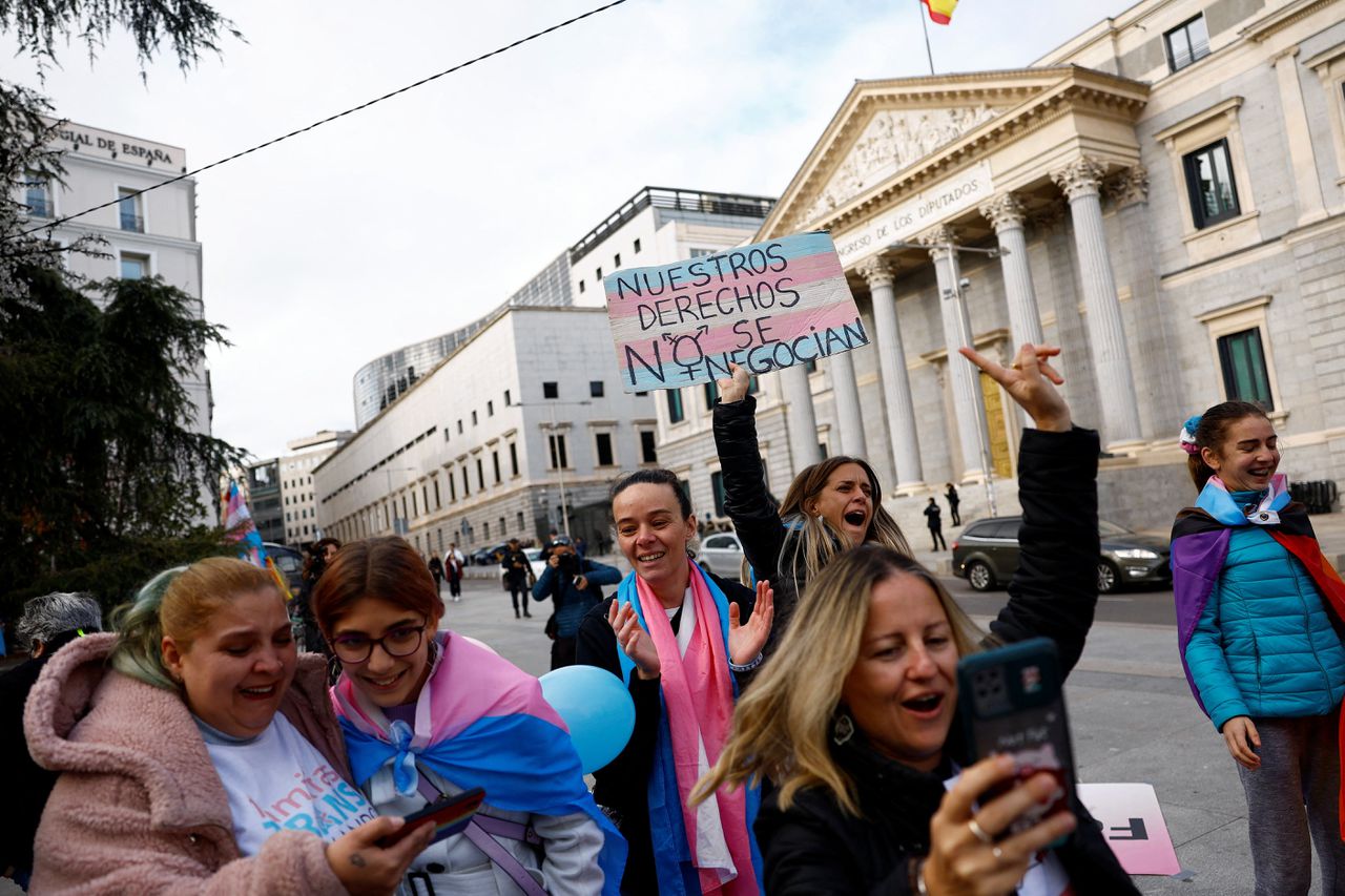 In Spanje en Schotland moeten transgenders voortaan eenvoudig hun geslacht kunnen aanpassen 