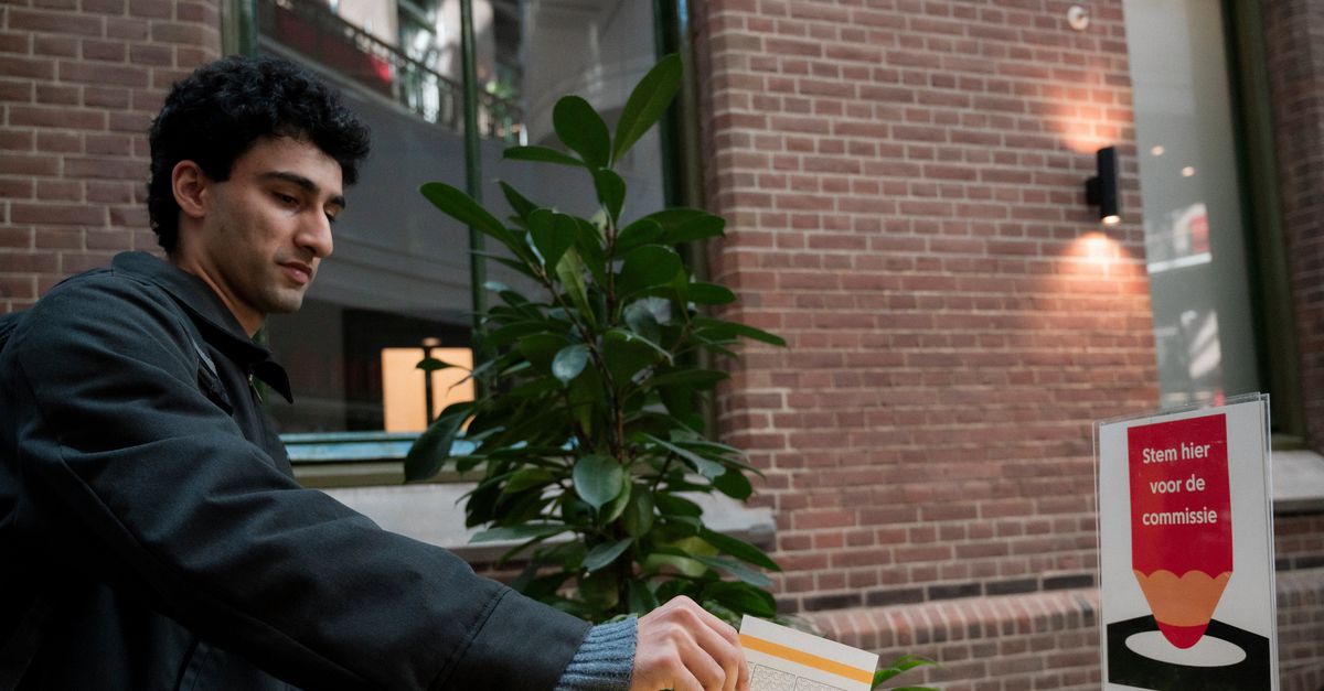 Opkomst hoger dan vier jaar geleden: ‘Mogelijk zijn meer jongeren gaan stemmen vanwege de woningnood’