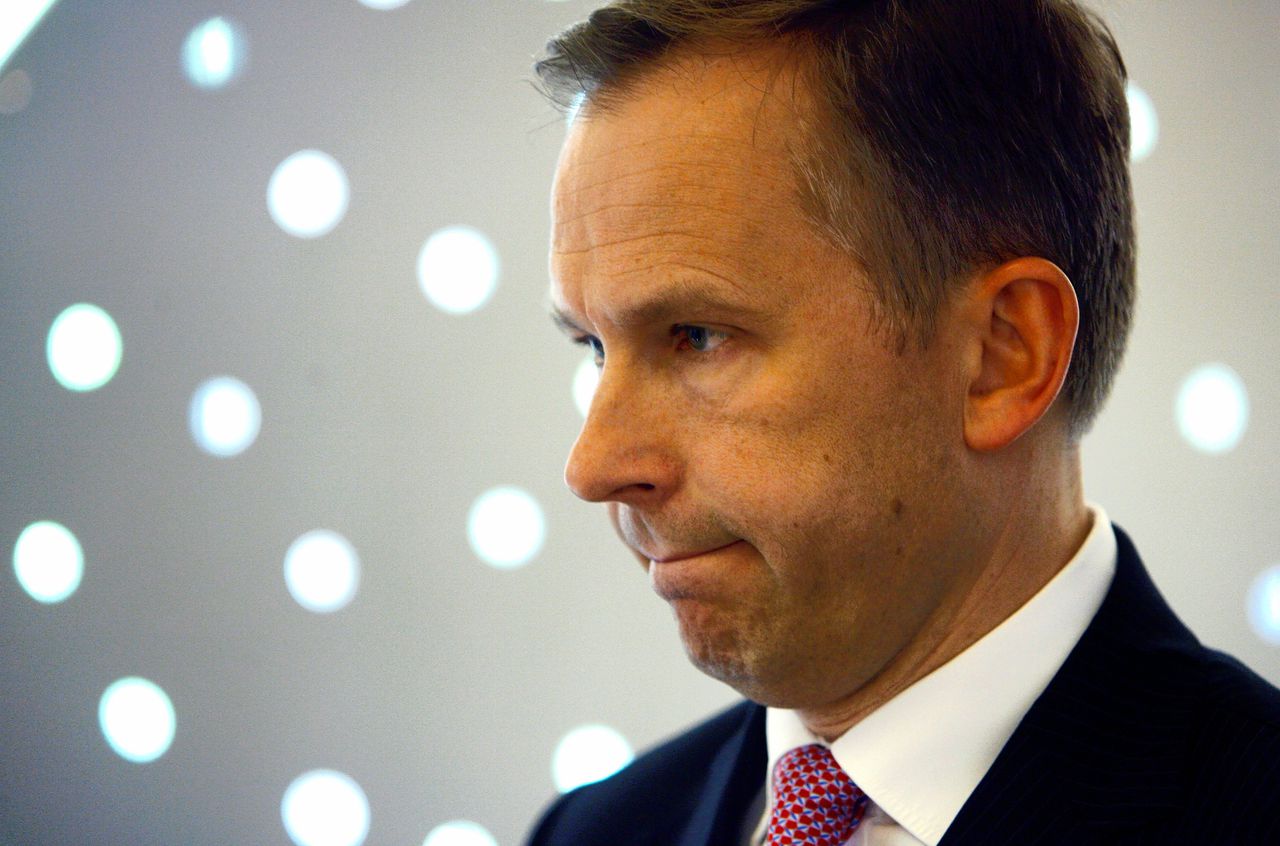 Letse bankpresident verdacht van aannemen smeergeld 