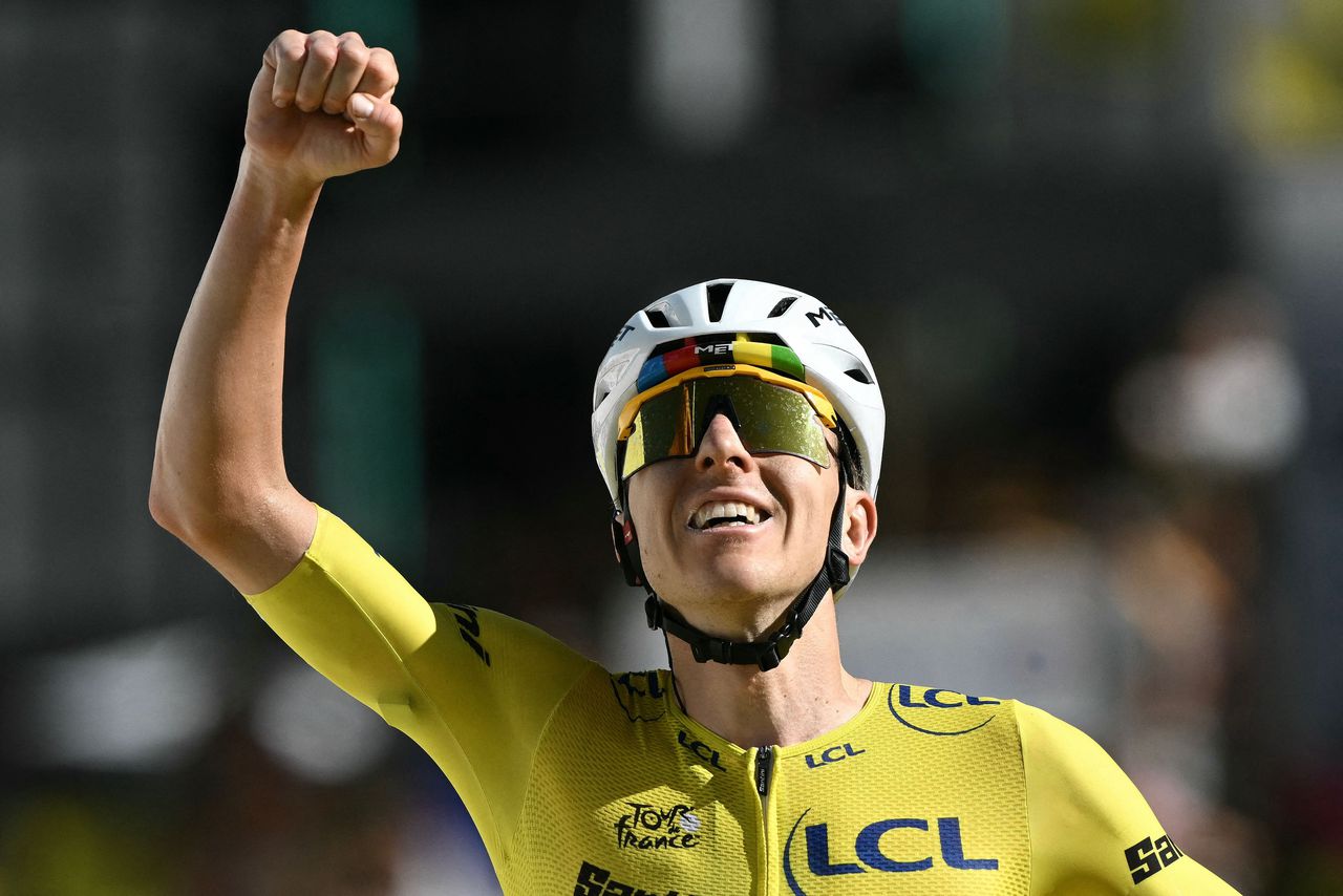 Pogacar wins on Alpe d'Huez amid dangerous fan crowding
